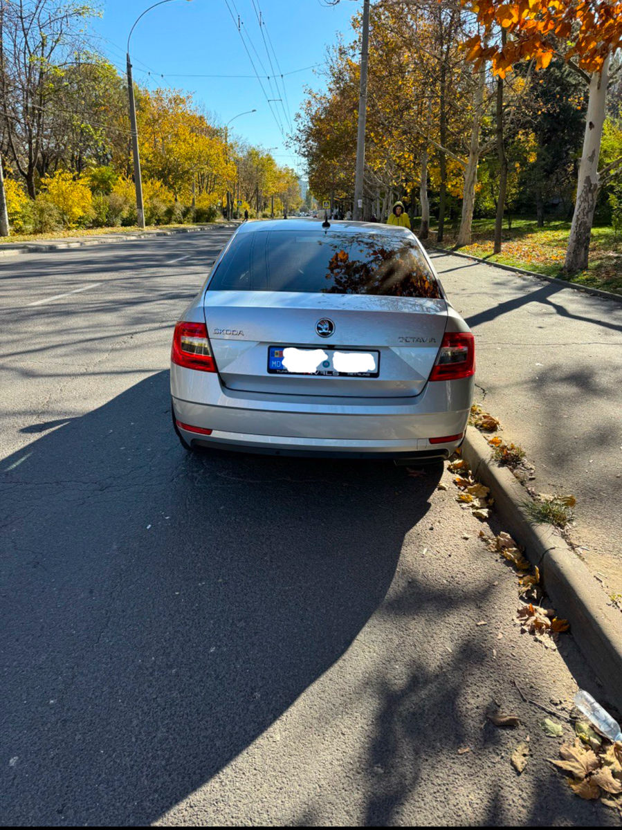 Skoda Octavia foto 1