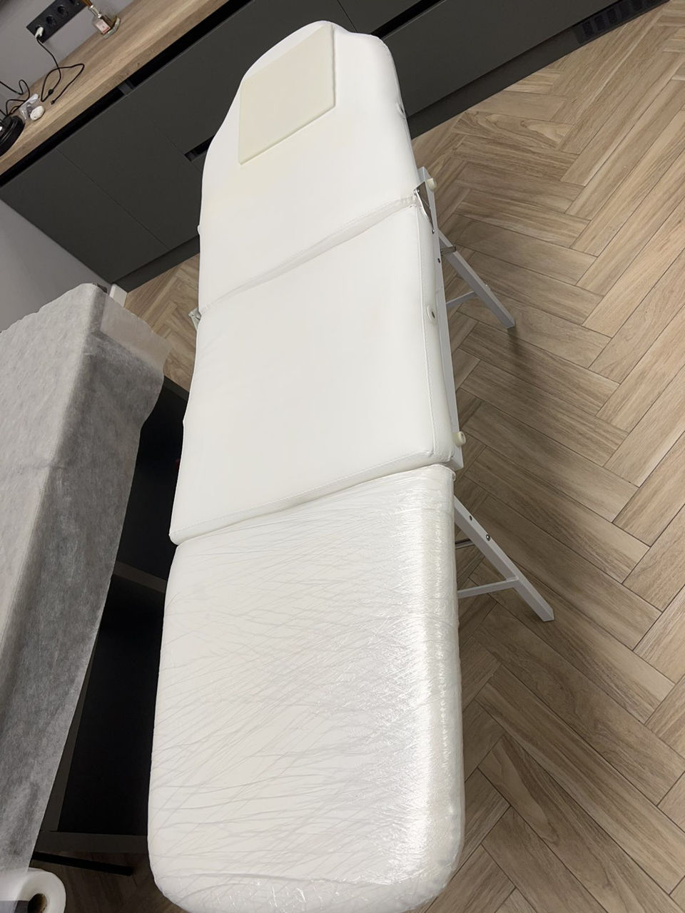 Продам кушетку