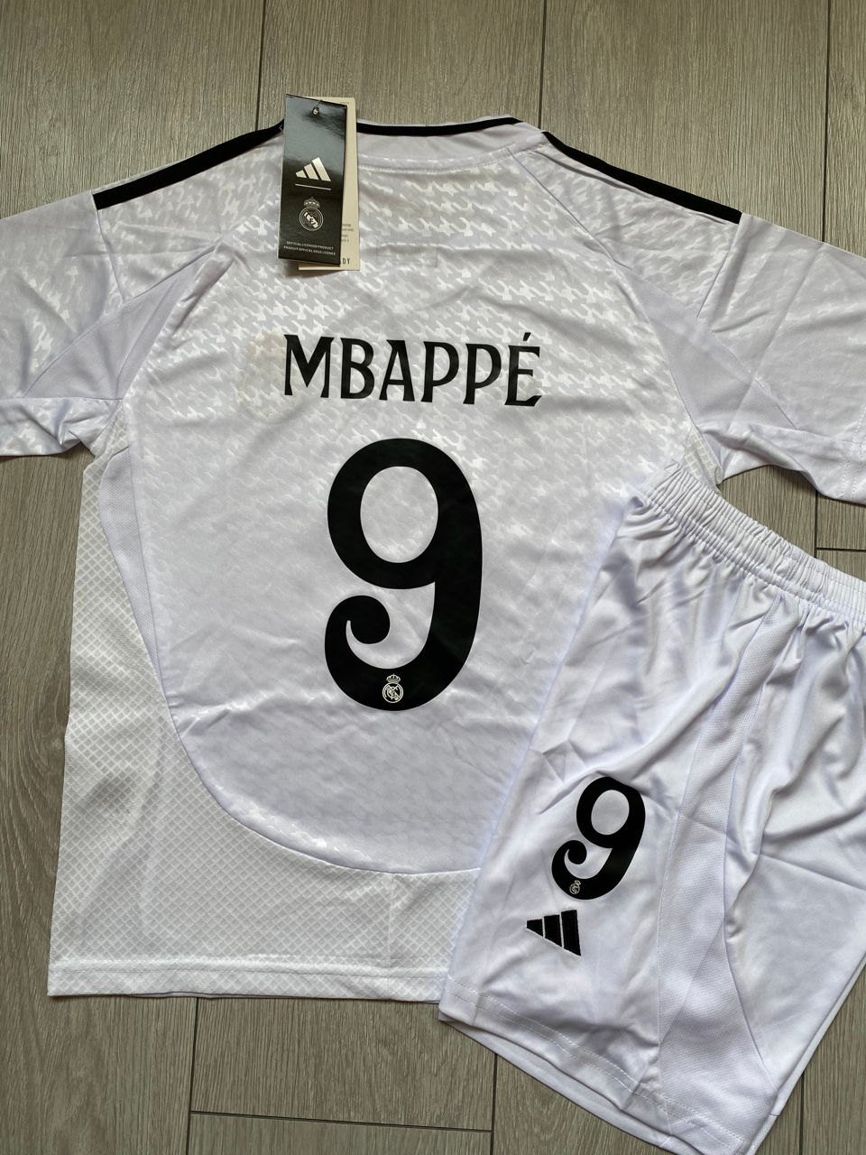 Tricouri de football pentru copii foto 0
