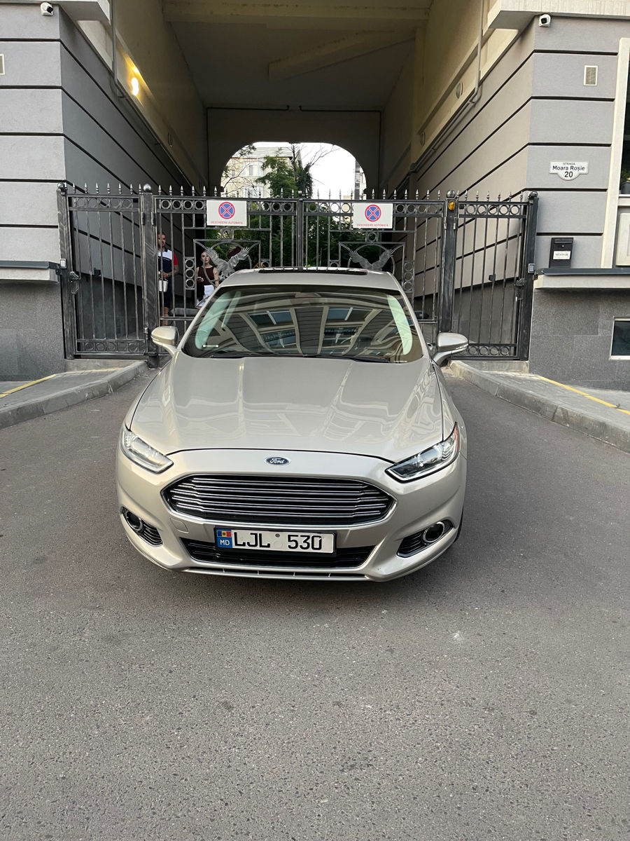 Ford Fusion фото 4