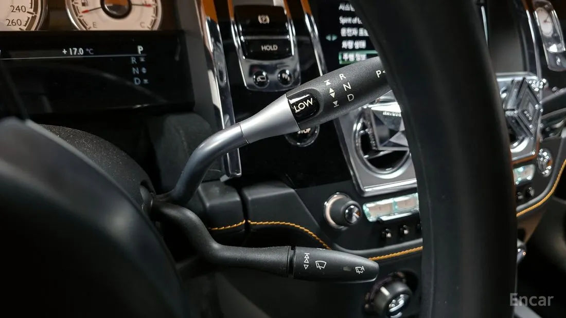 Rolls-Royce Wraith фото 5