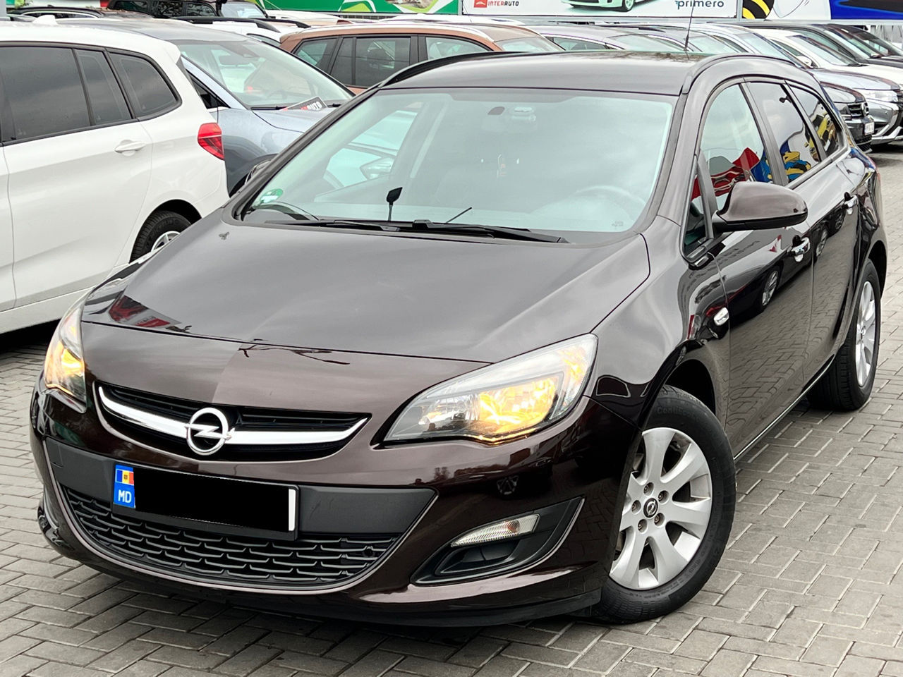 Opel Astra foto 1