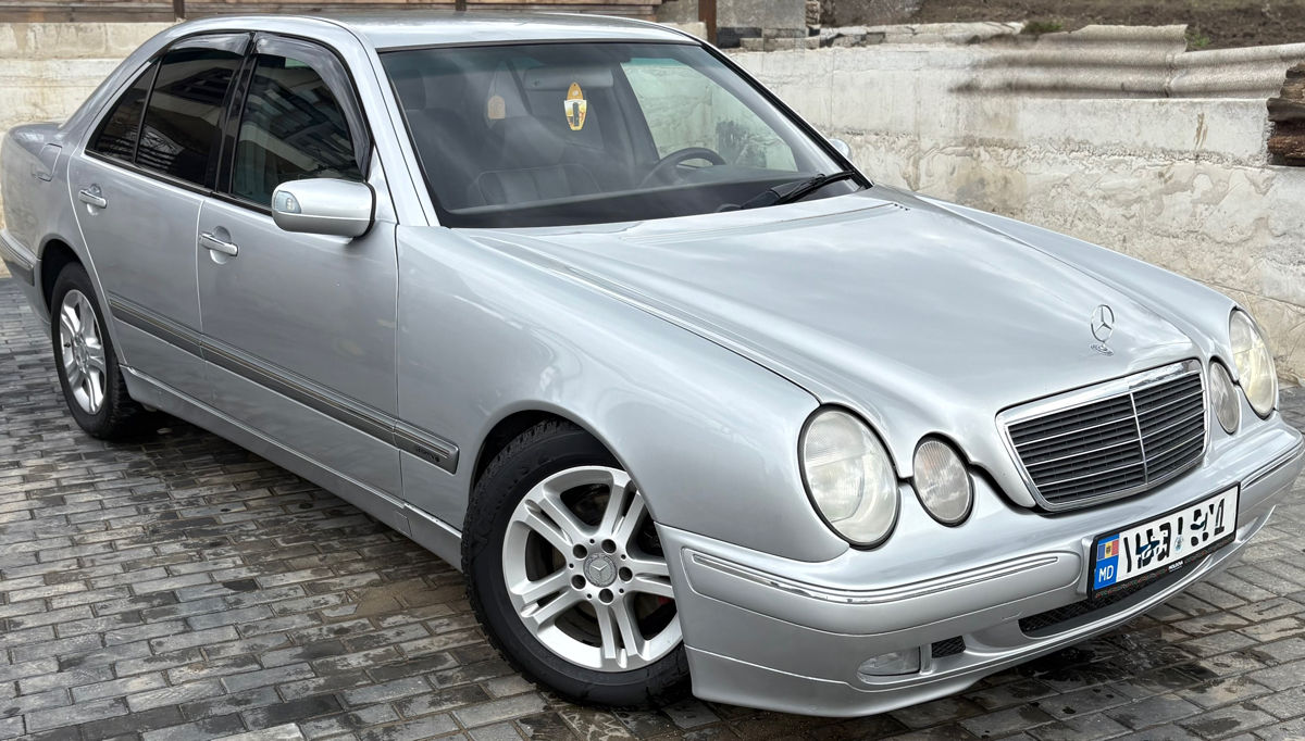 MercedesE-Class