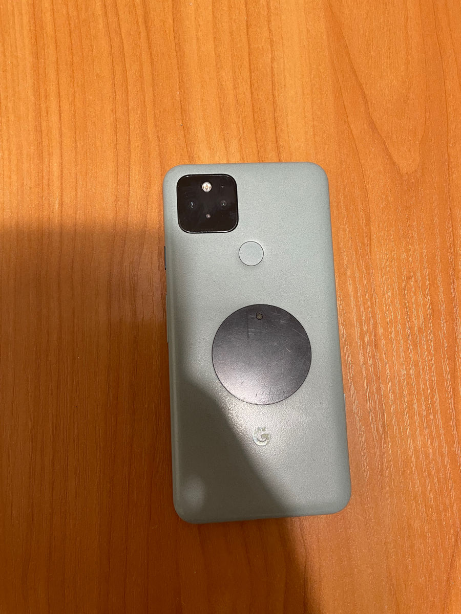 iPhone 12 +pixel 5 фото 7