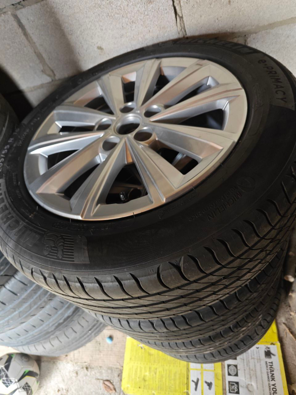 NOU !!! Discuri 5/108/R16 + anvelope Michelin e primacy 205/55/r16 ...