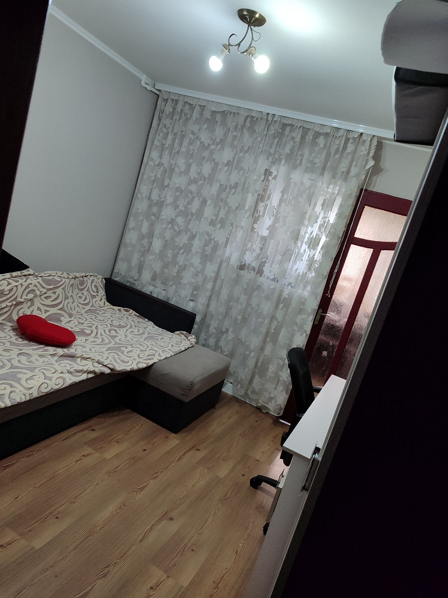 Apartament cu 2 camere,  8 cartier,  Bălți mun. foto 2