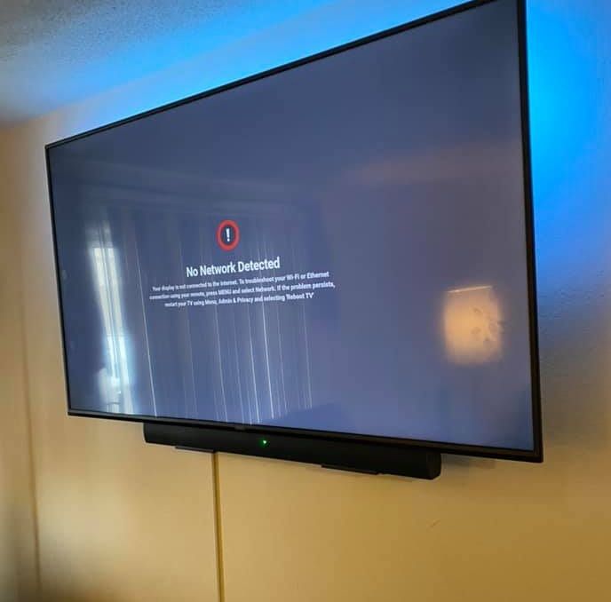 Установка и монтаж телевизора на стену.