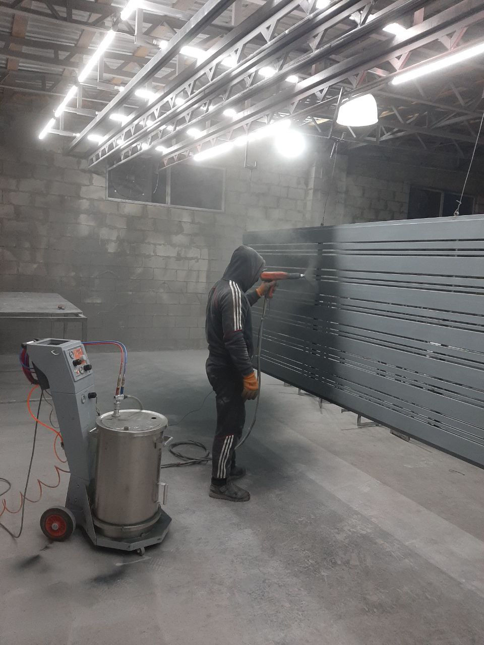 Tăiere cu laser a inoxului, aluminiului și oțelului  foto 7