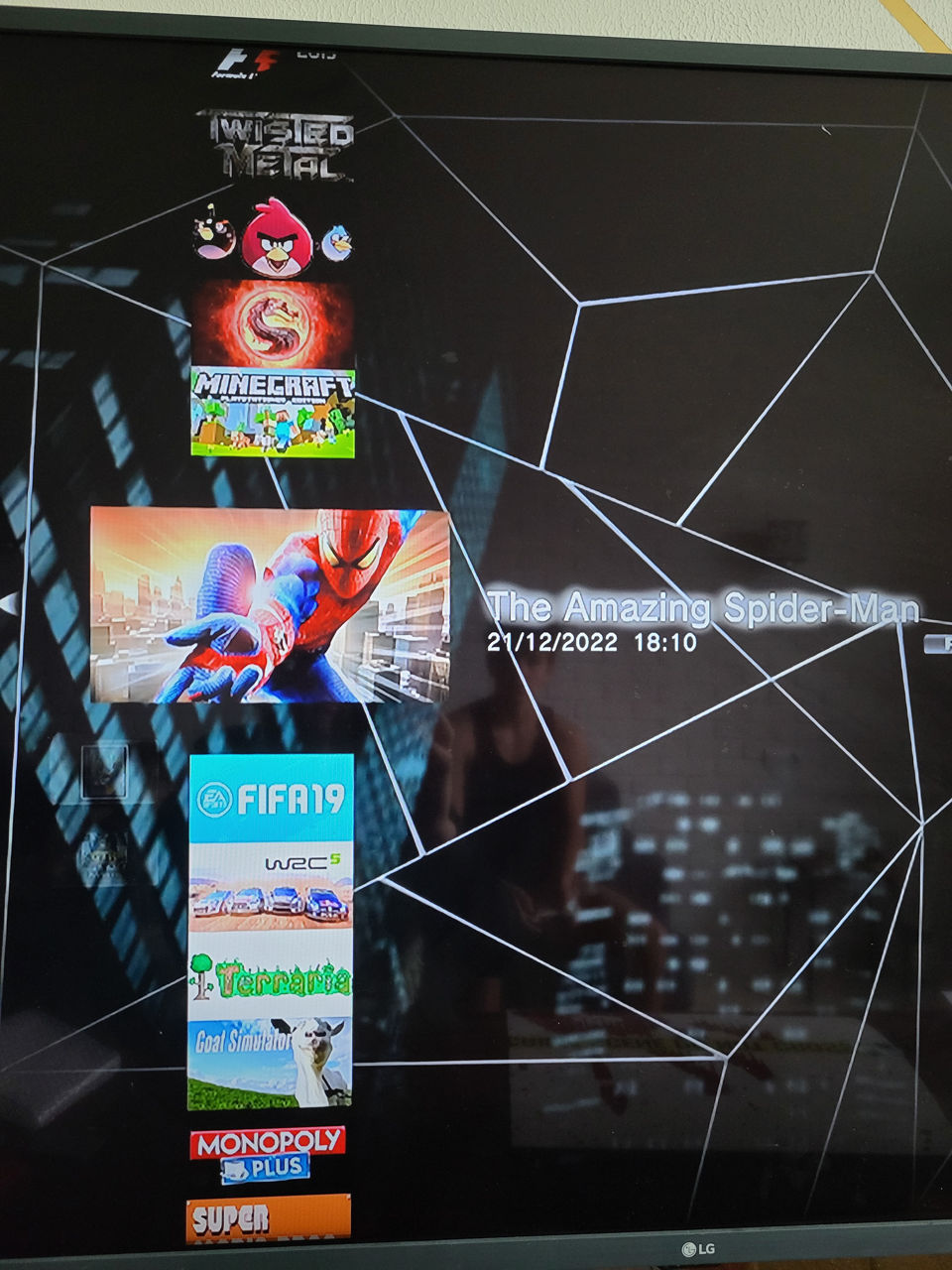 Sony PlayStation 3 fat memory:1000Gb 28 de jocuri interesante