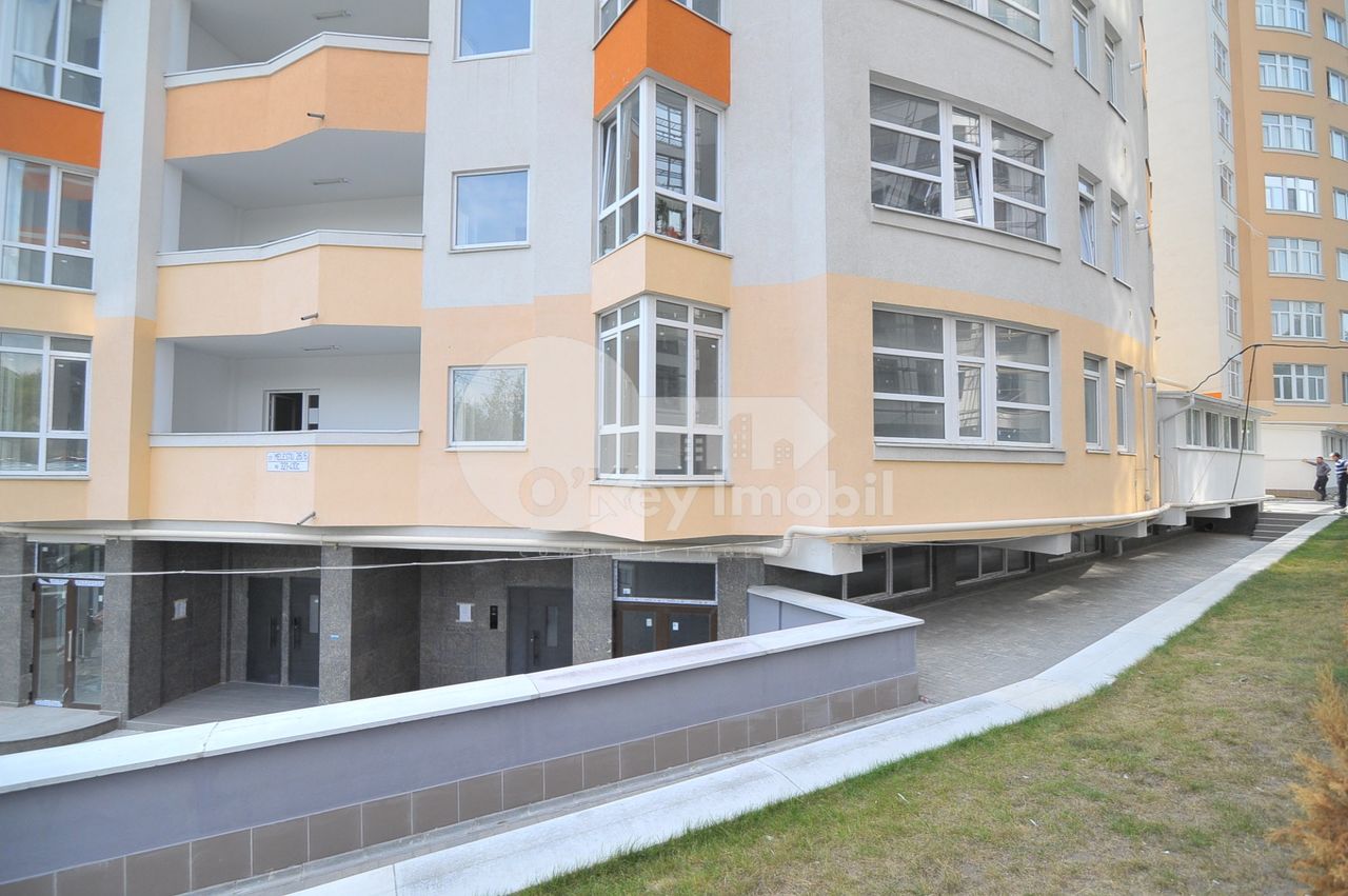 Chirie sp. comercial, 320 mp, versiune albă, Centru, 2240 € ! foto 5