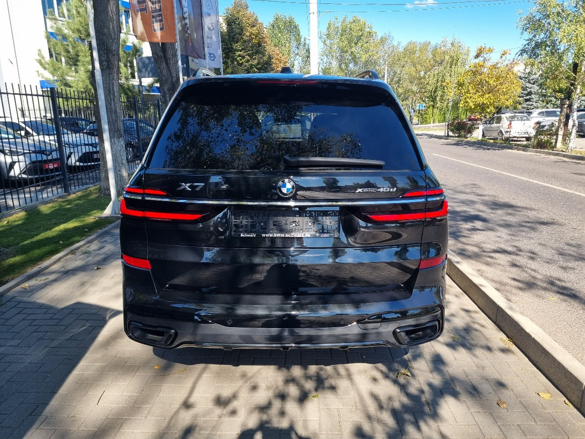 BMW X7 2023 photo 6