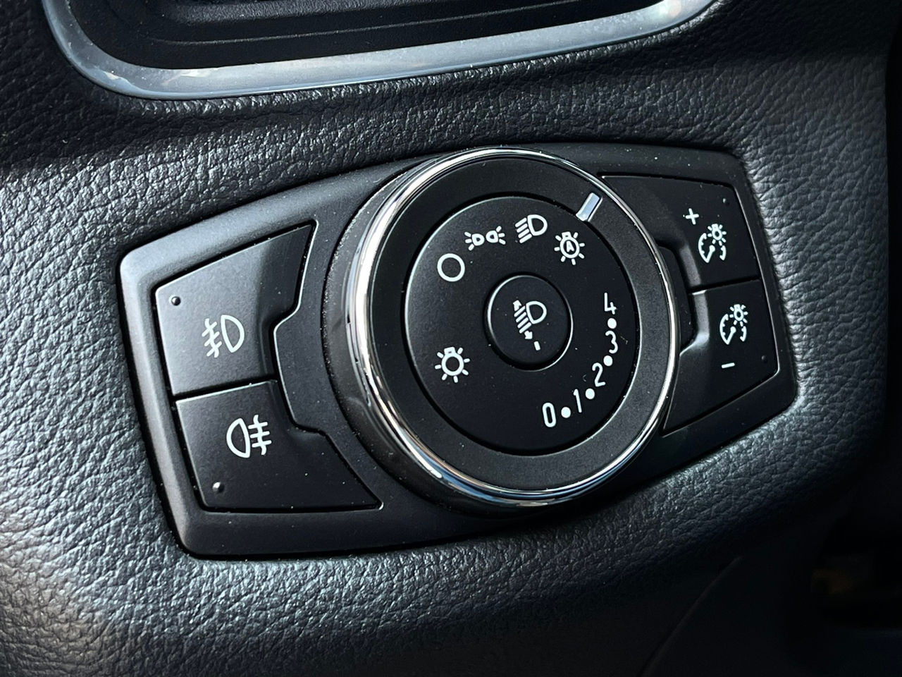 Ford B-Max foto 14