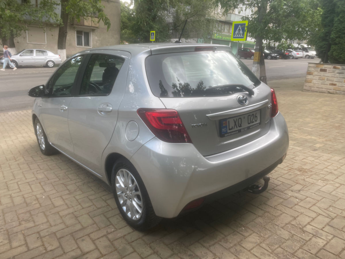 Toyota Yaris foto 4