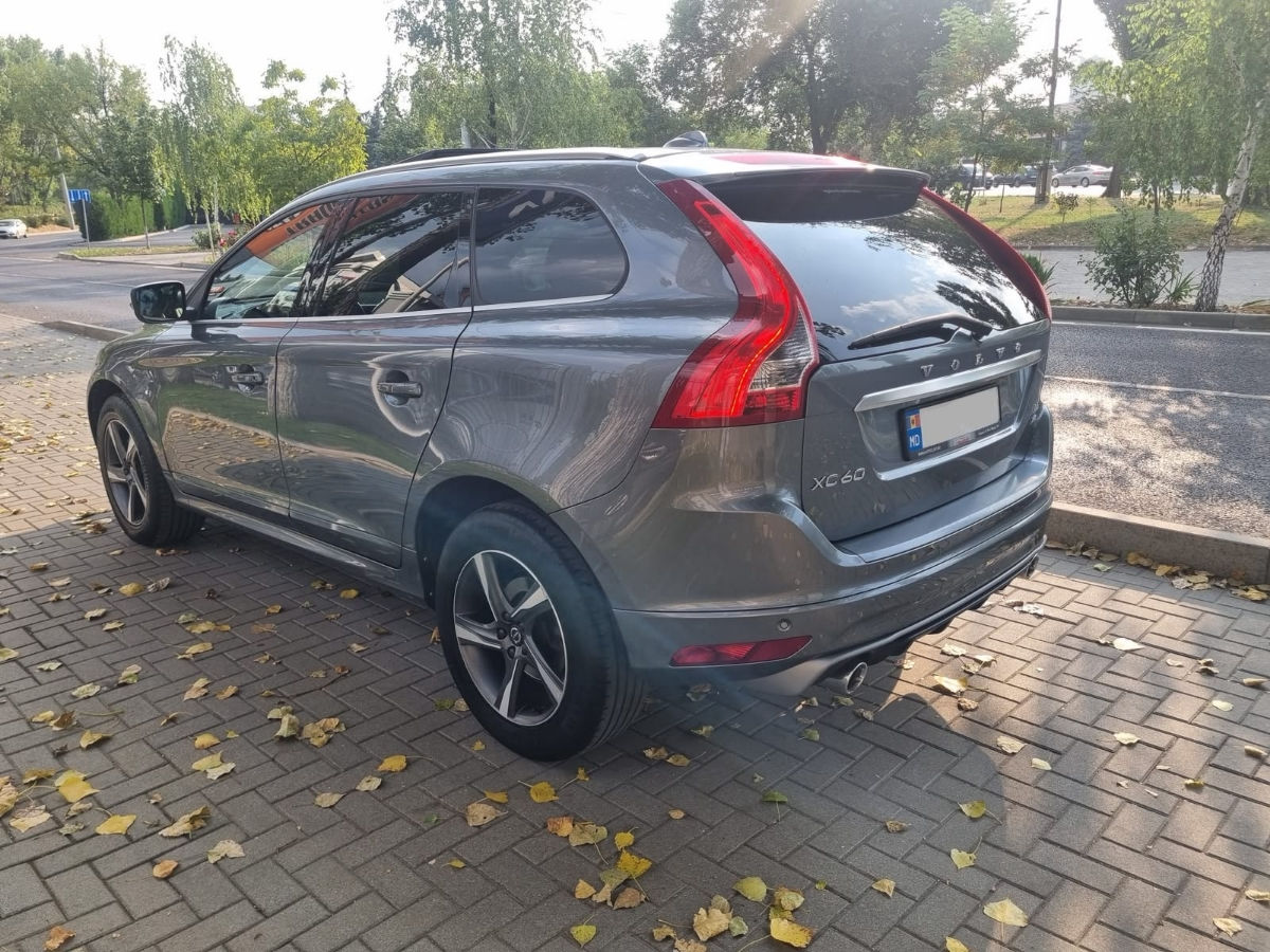Volvo XC60 2016 photo 7
