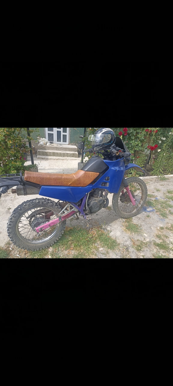Honda Mtx 125
Stare buna 
Moto arată că pe poze
Nu se folosește nimeni răcire pin antigel
 foto 2