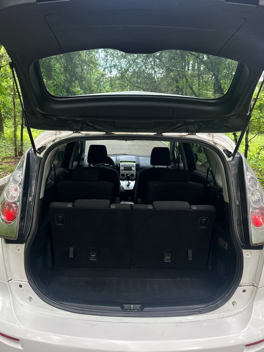 Mazda 5 фото 4