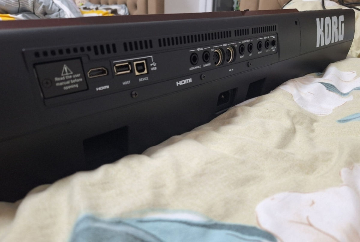 De vânzare Korg PA700 foto 5