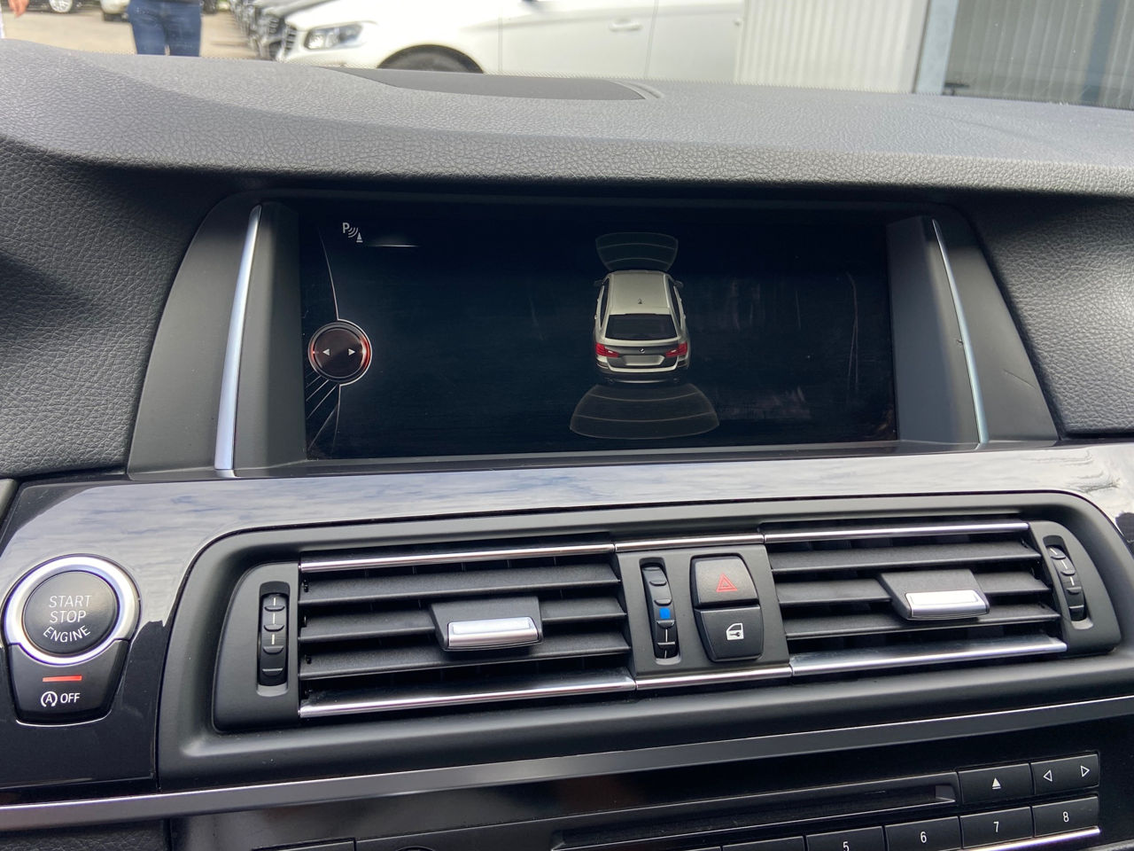 BMW 5 Series foto 12