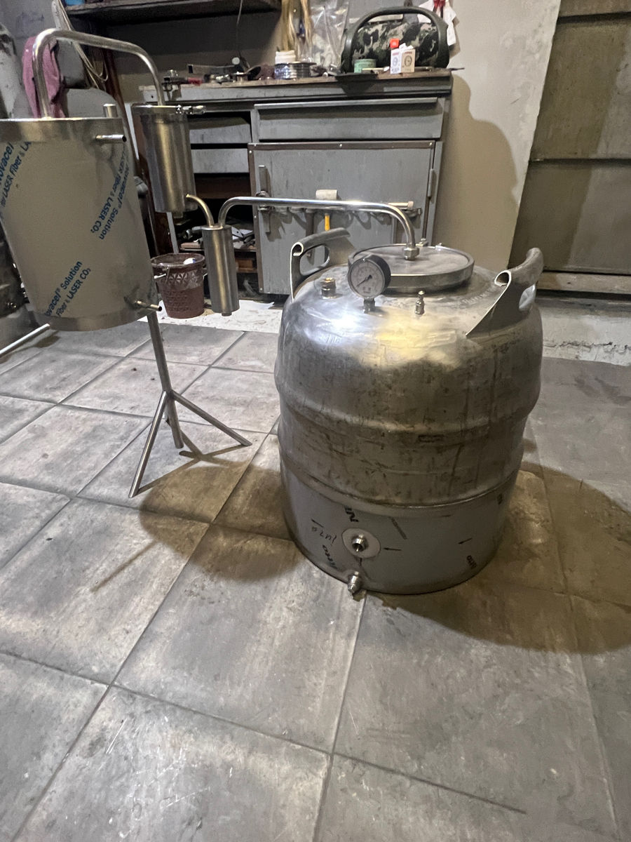 Keg din inox de sub bere. фото 6