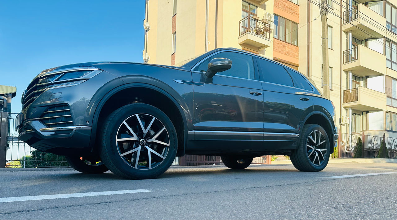 Volkswagen Touareg foto 7