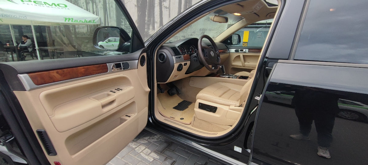 Volkswagen Touareg foto 5