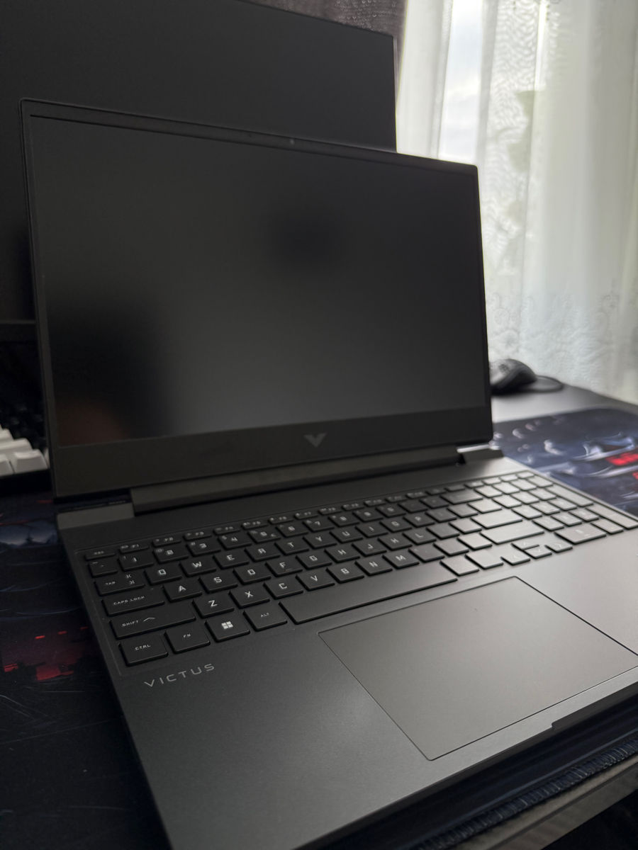 Laptop pentru jocuri  foto 2