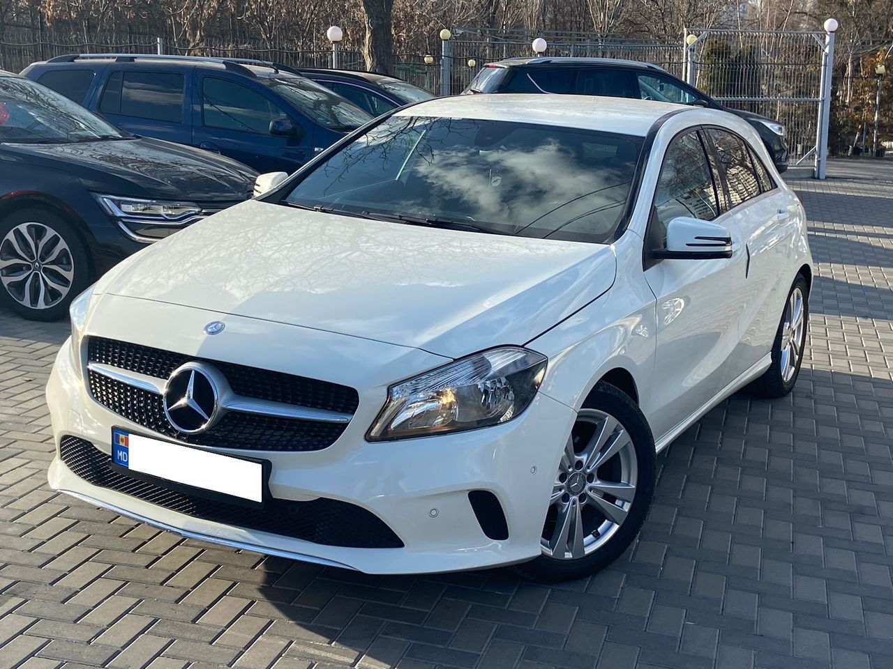 Mercedes A-Class foto 2