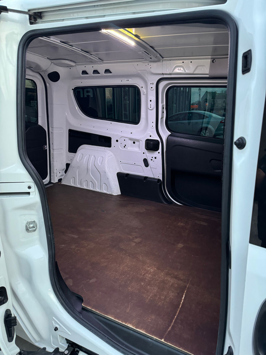Fiat Doblo foto 15