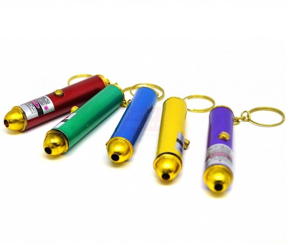 Простой лазер с 5 насадками от 3 батареек.