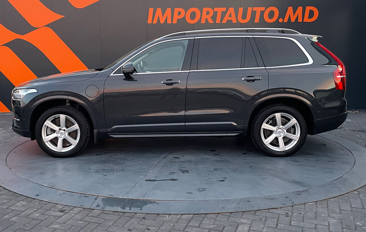 Volvo XC90 foto 8