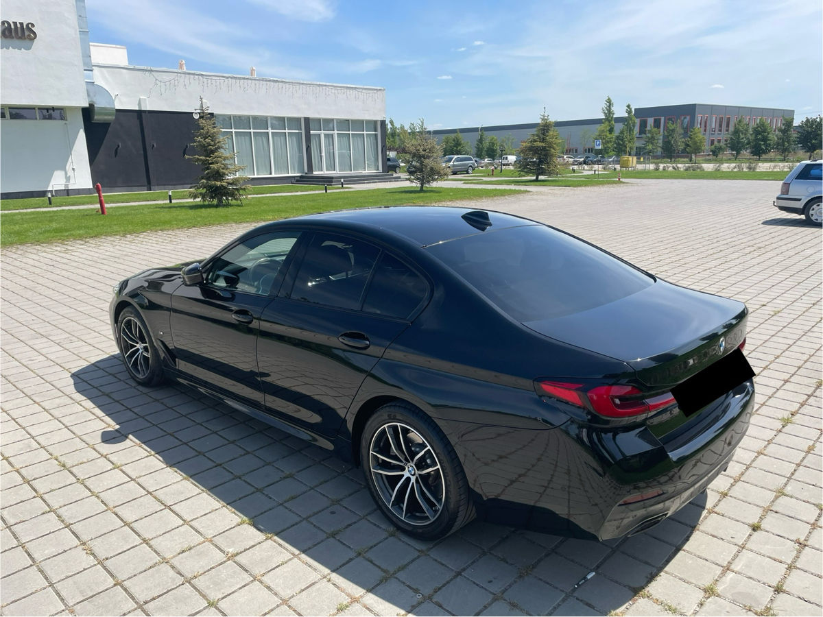 BMW 5 Series foto 1