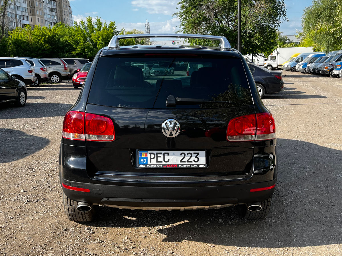 Volkswagen Touareg foto 4