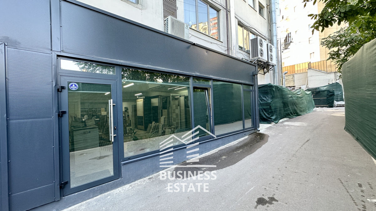 Vânzare! 191 m2! Botanica, bd. Decebal! Open Space! Euroreparație!