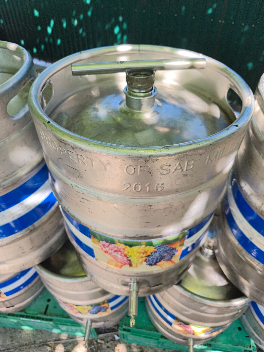 Cheguri (Butoie) Inox Alimentar de 50 Litre cu tot cu robinet  foto 6