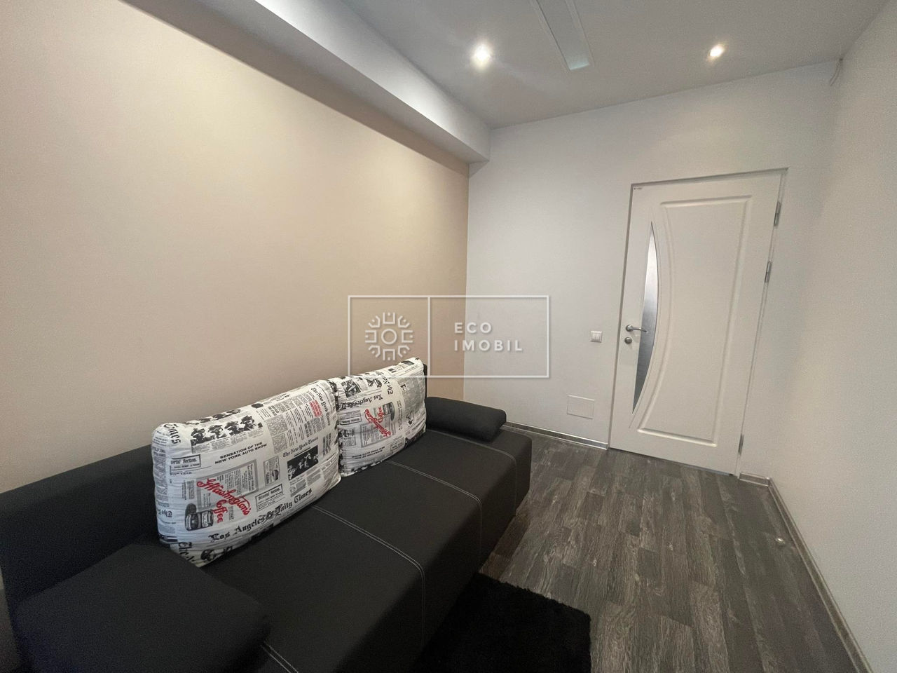 Apartament cu 3 camere, 1200 m², Centru, Chișinău foto 14