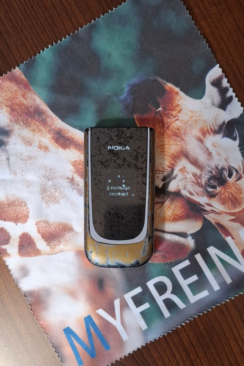 Nokia 7020 foto 0