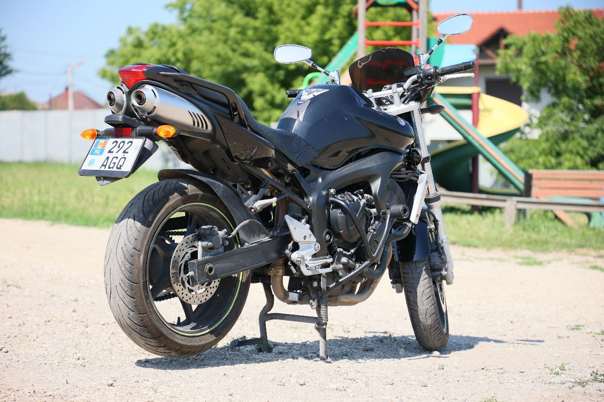 Yamaha FZ 6 foto 6