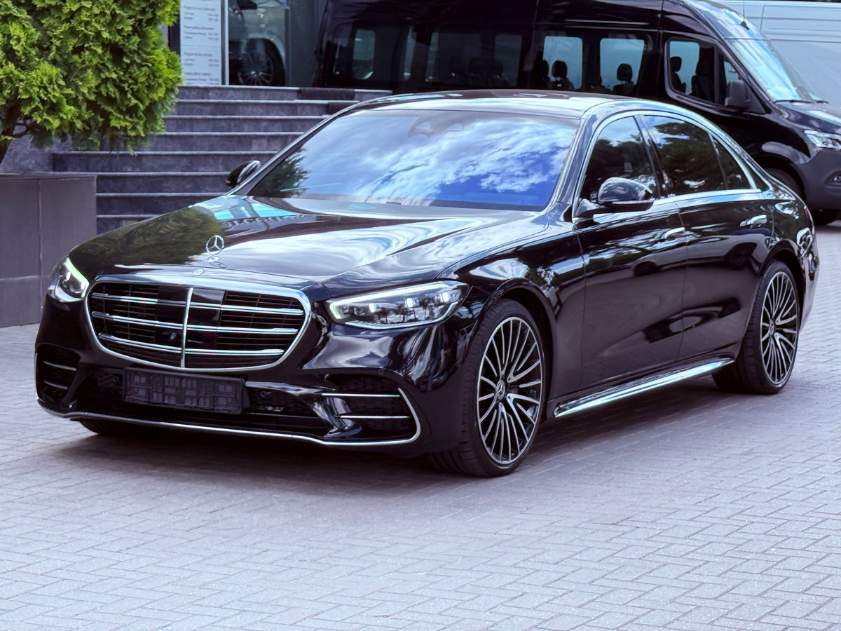 Mercedes S-Class