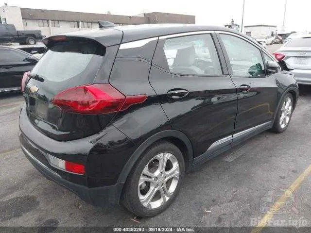 Разборка Chevrolet Bolt EV LT 2019, бампер, фара, капот, крыло, дверь фото 3