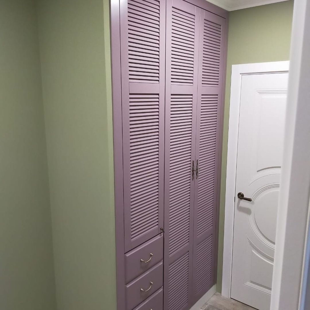 Fronturi lamelare – transformă-ți livingul cu lemn viu foto 13