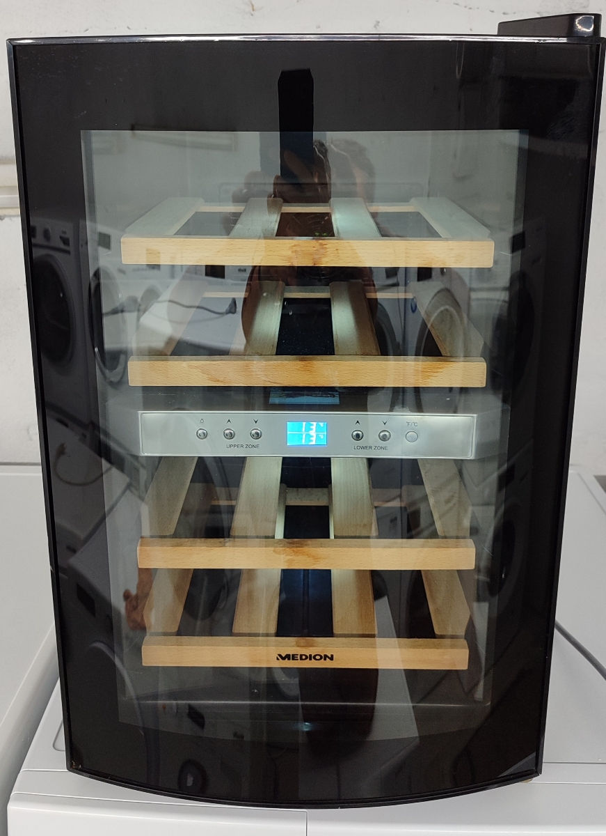 Винный холодильник фото 0