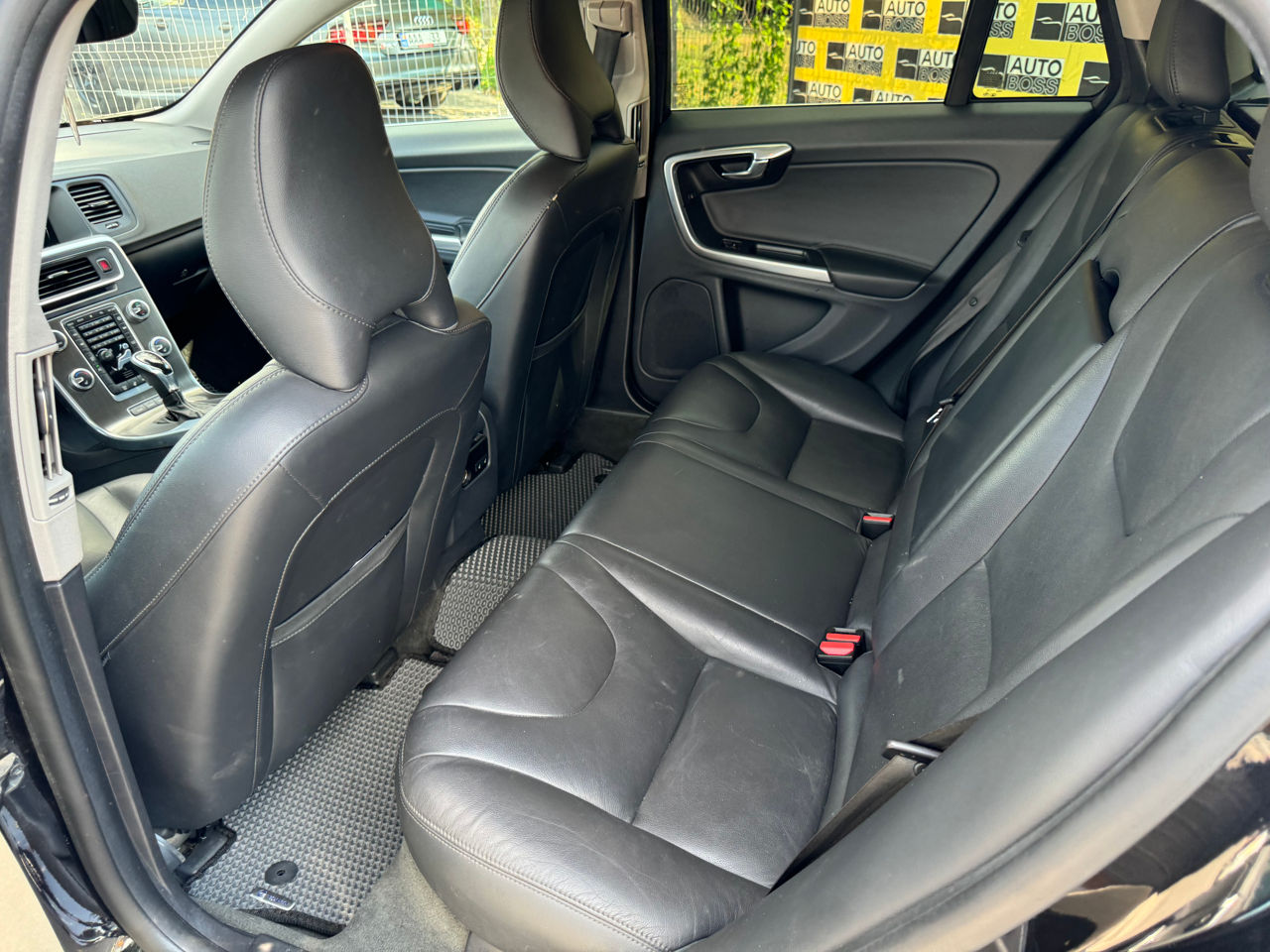 Volvo V60 foto 8