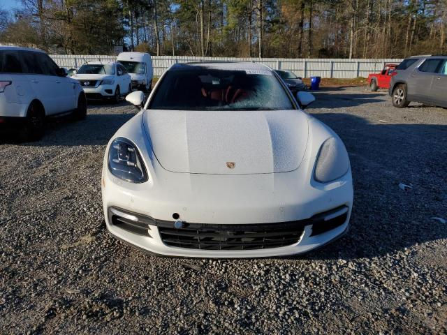 Porsche Panamera foto 1
