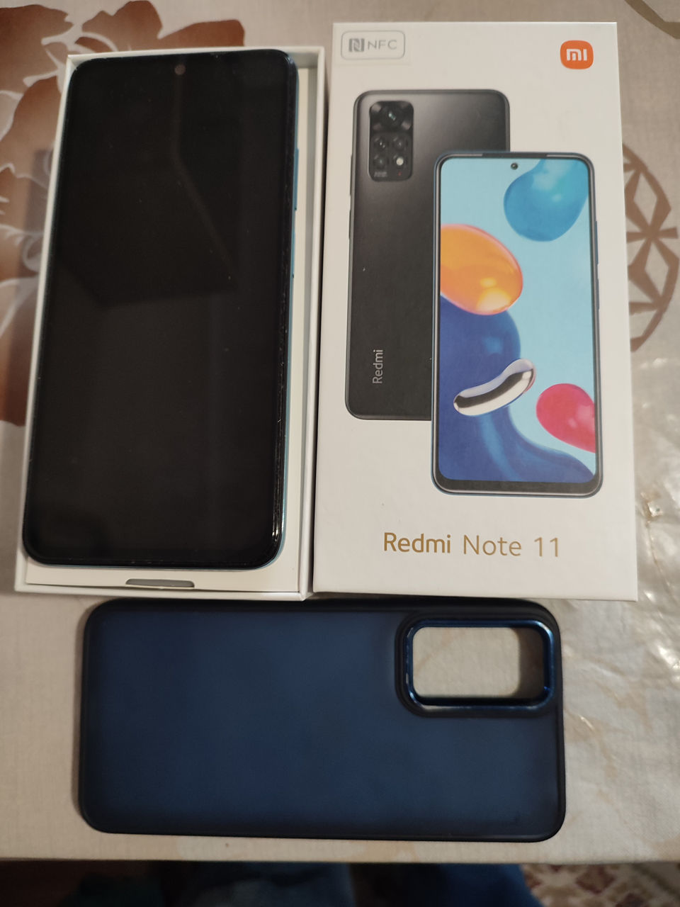 Продаётся новый телефон Redmi note 11, 8ядер Ram-6gb Rom-128gb  супербыстрый, отличный.