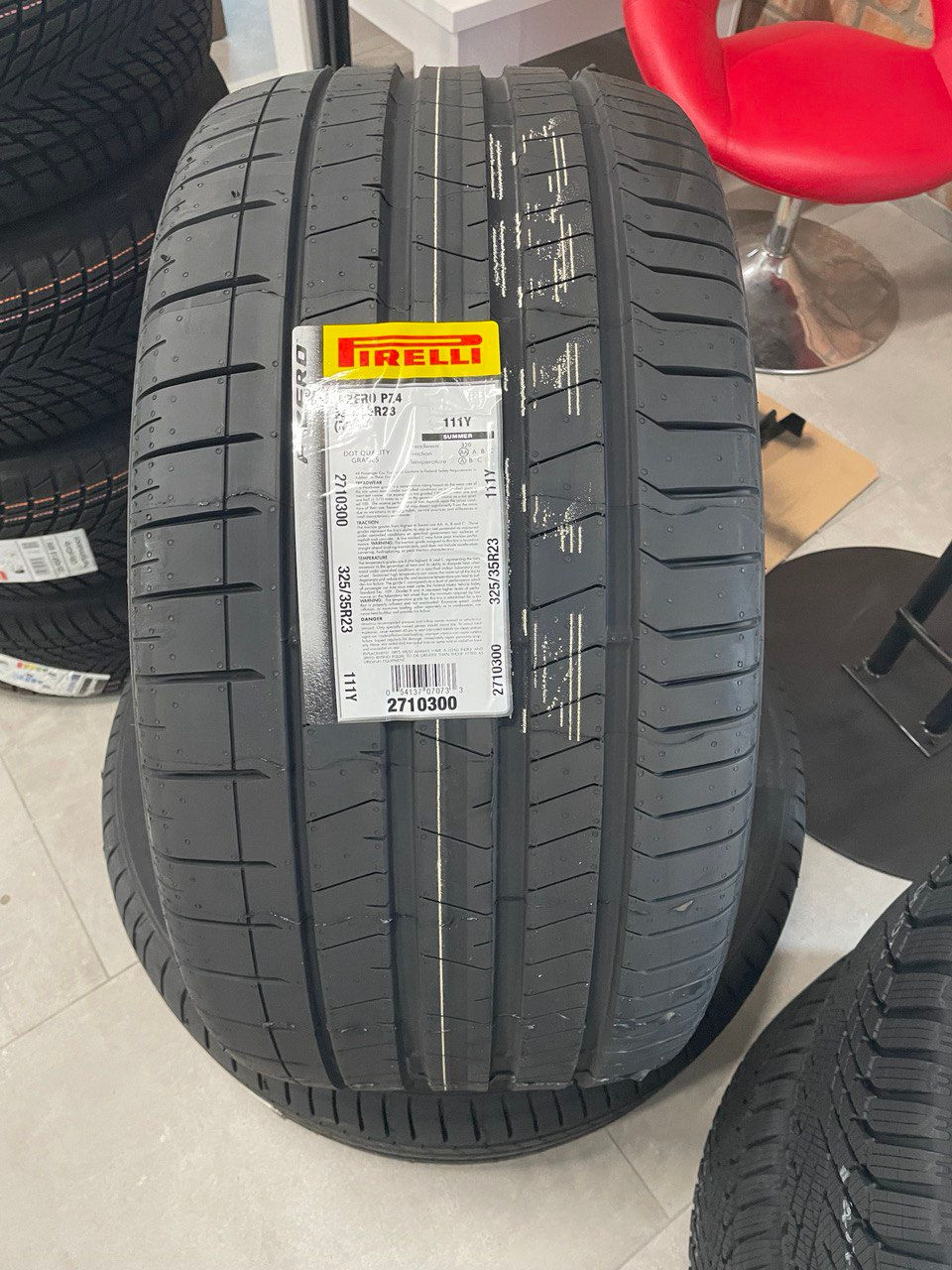 285/40R23 + 325/35R23 Pirelli PZ4 (MO). Лето. Доставка! фото 0