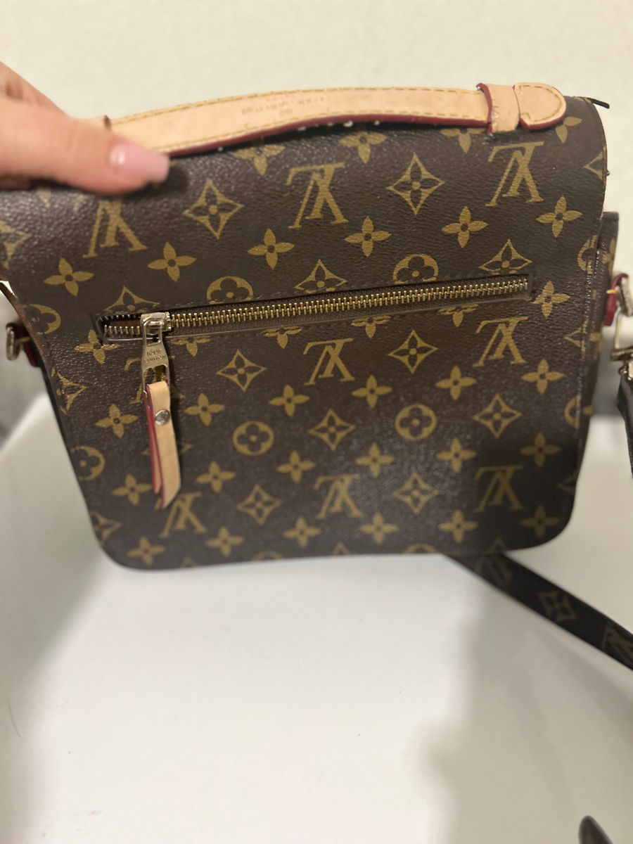 Geanta Louis Vuitton Replica de lux foto 8