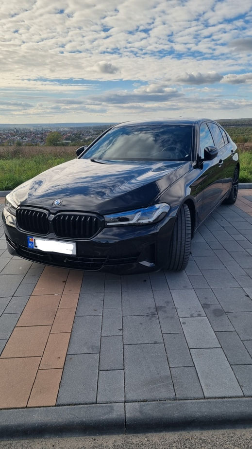 BMW 5 Series foto 1