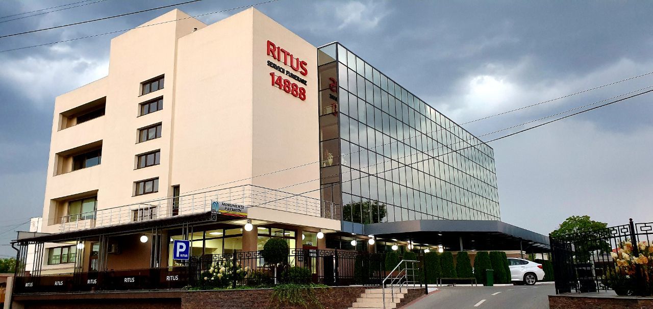 Полная организация похорон - от вызова агента до погребения. Крупнейший ...