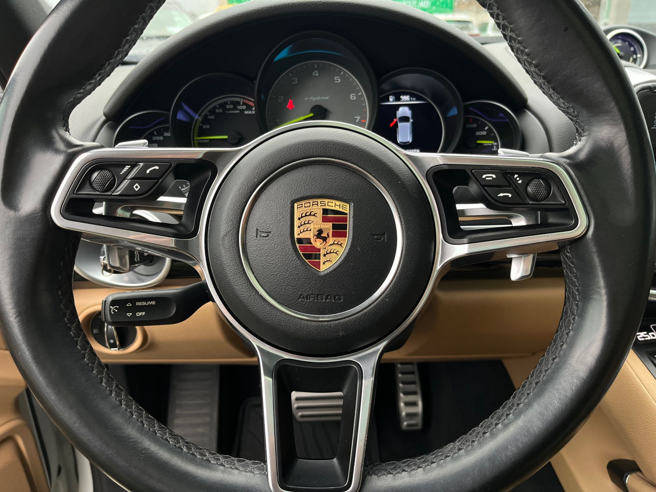Porsche Cayenne foto 8