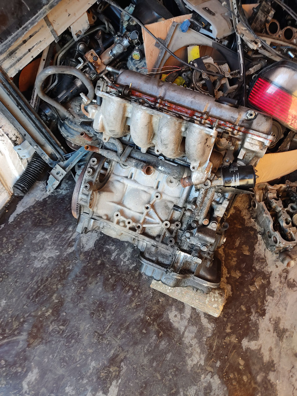 Nissan Primera P10 1.6  2.0 Benzina anul 1991-1996 foto 7
